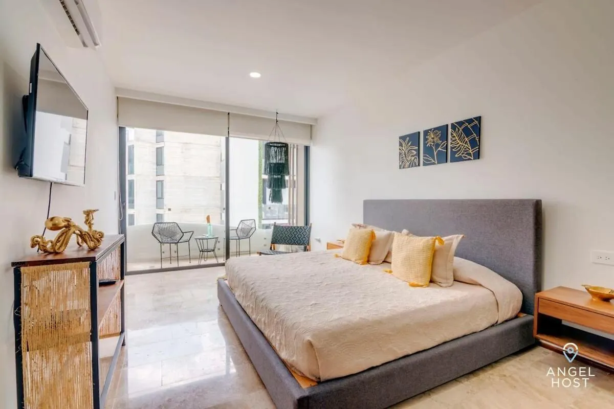 Adorable Rooftop Pool, Reliable Wifi, Near 5Th Ave Playa del Carmen 0*,